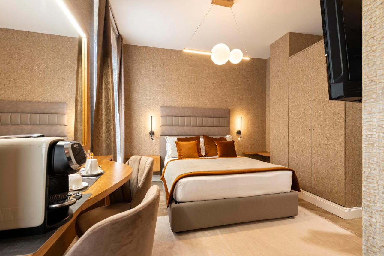 Royal Rooms Corso Roma Exterior foto