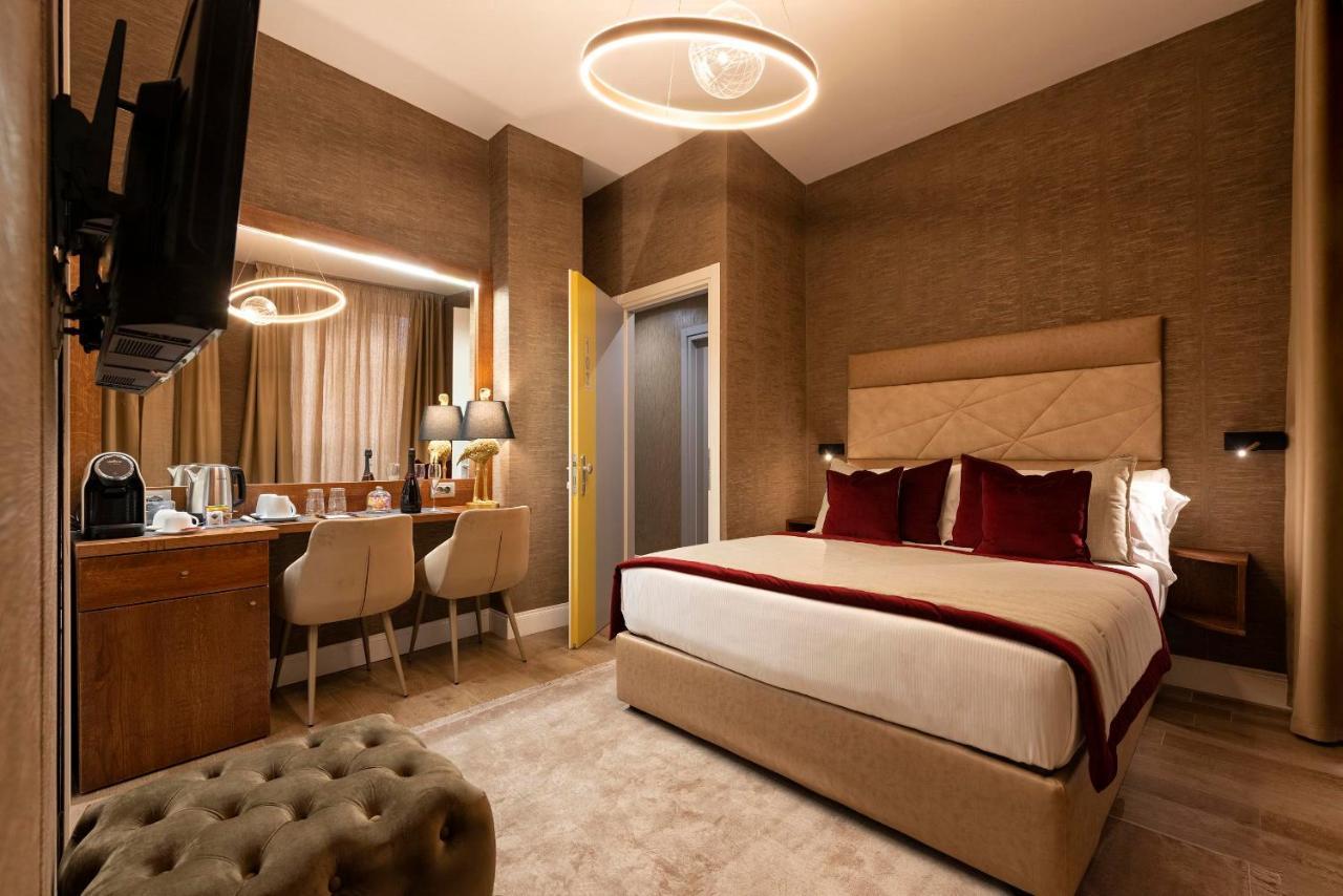 Royal Rooms Corso Roma Exterior foto