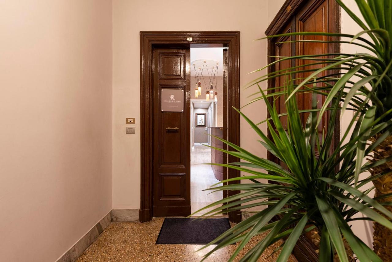 Royal Rooms Corso Roma Exterior foto