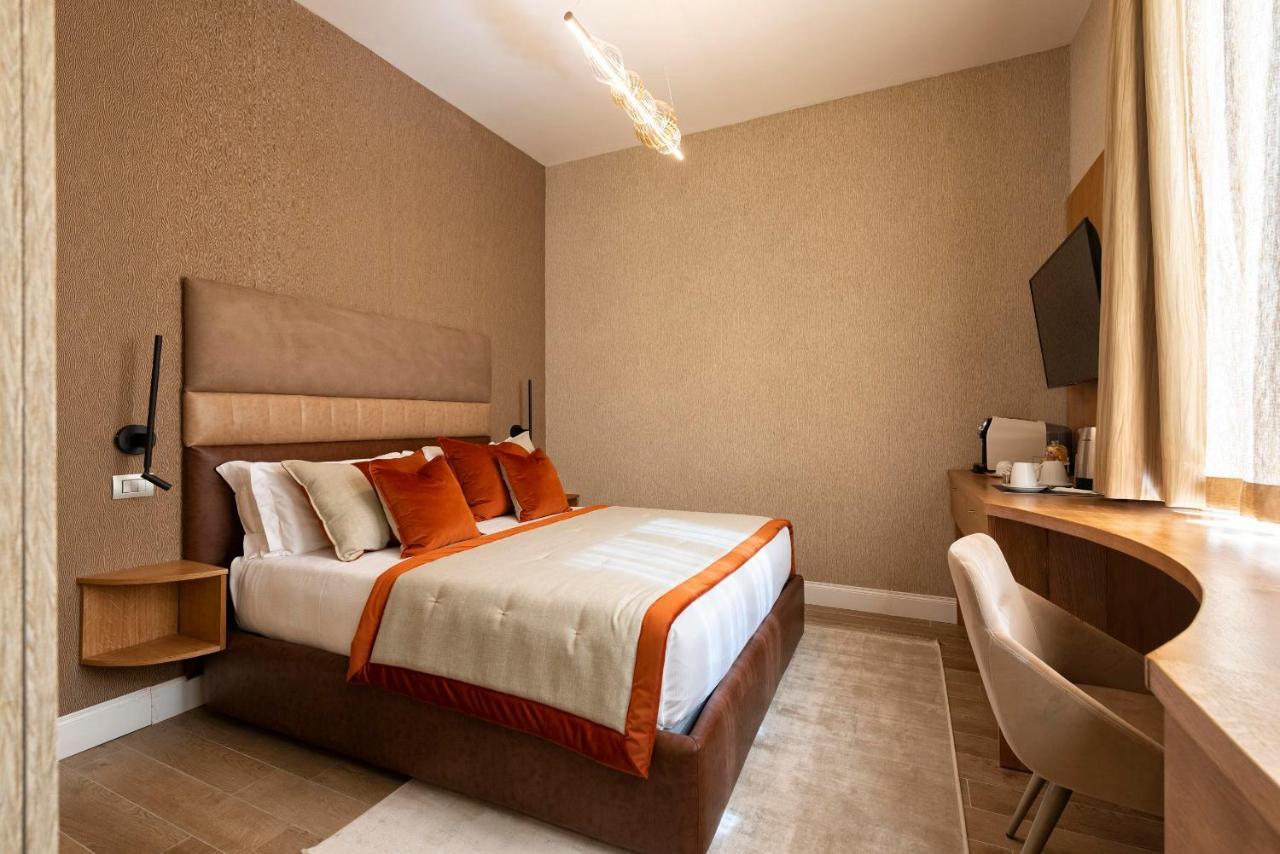 Royal Rooms Corso Roma Exterior foto